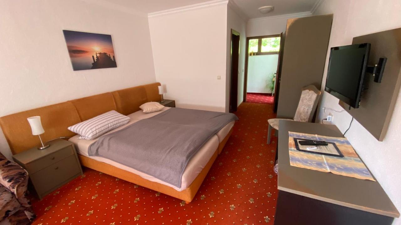 Hotel Pension Brilke Negast Steinhagen  Экстерьер фото